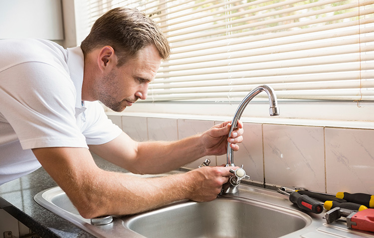 fixing-leaking-faucet